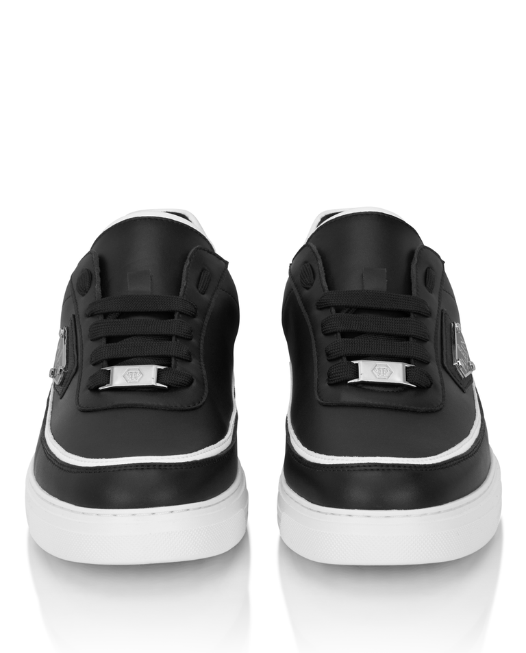 Czarne sneakersy Triangle - Image #4