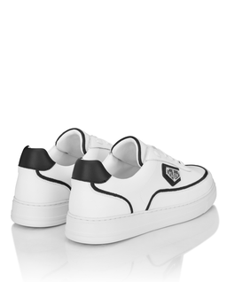 Białe sneakersy Triangle - Image #4