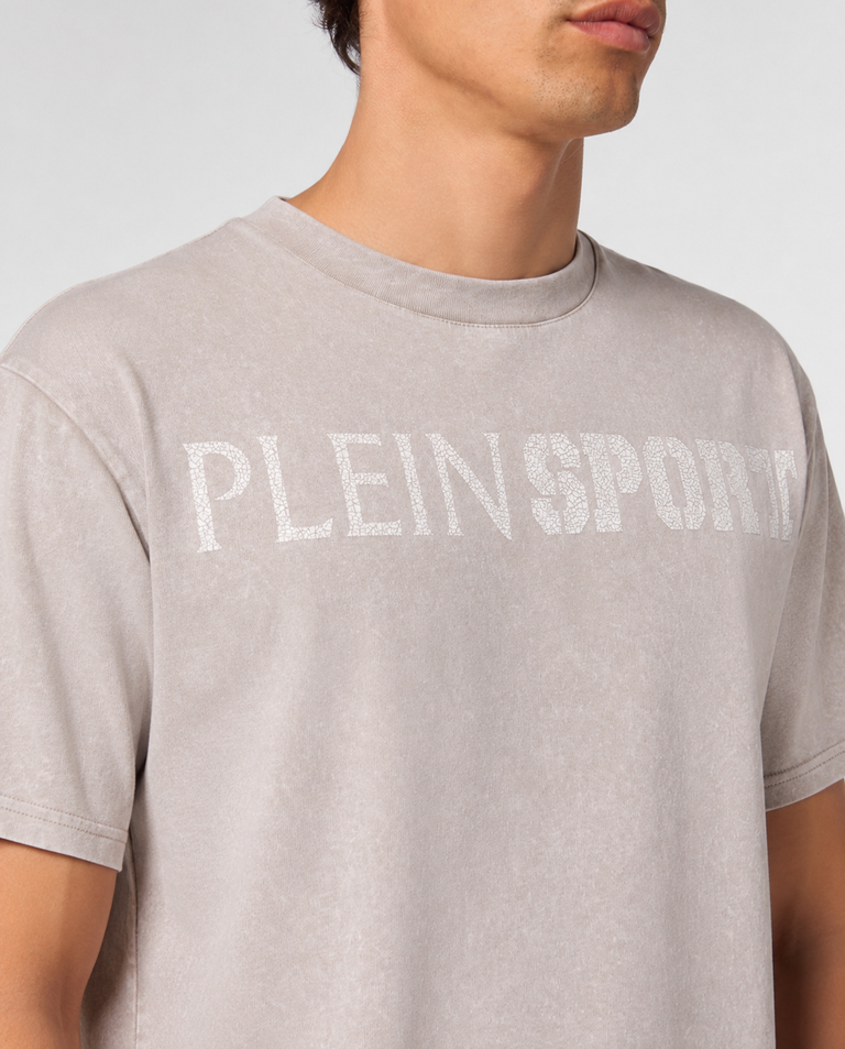Beżowy t-shirt z efektem sprania - Image #4