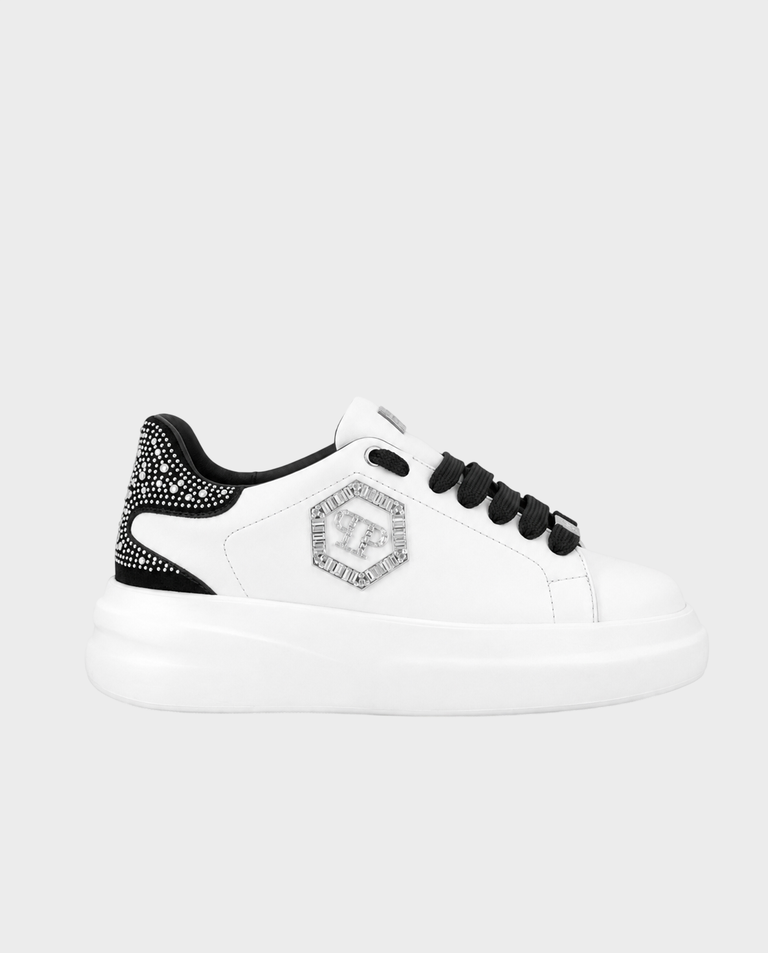 Białe sneakersy z czarnymi detalami Megastar Strass
