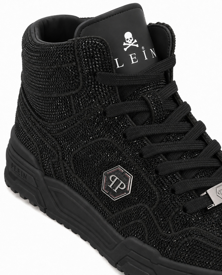 Czarne sneakersy z kryształkami Predator V2 Strass - Image #2
