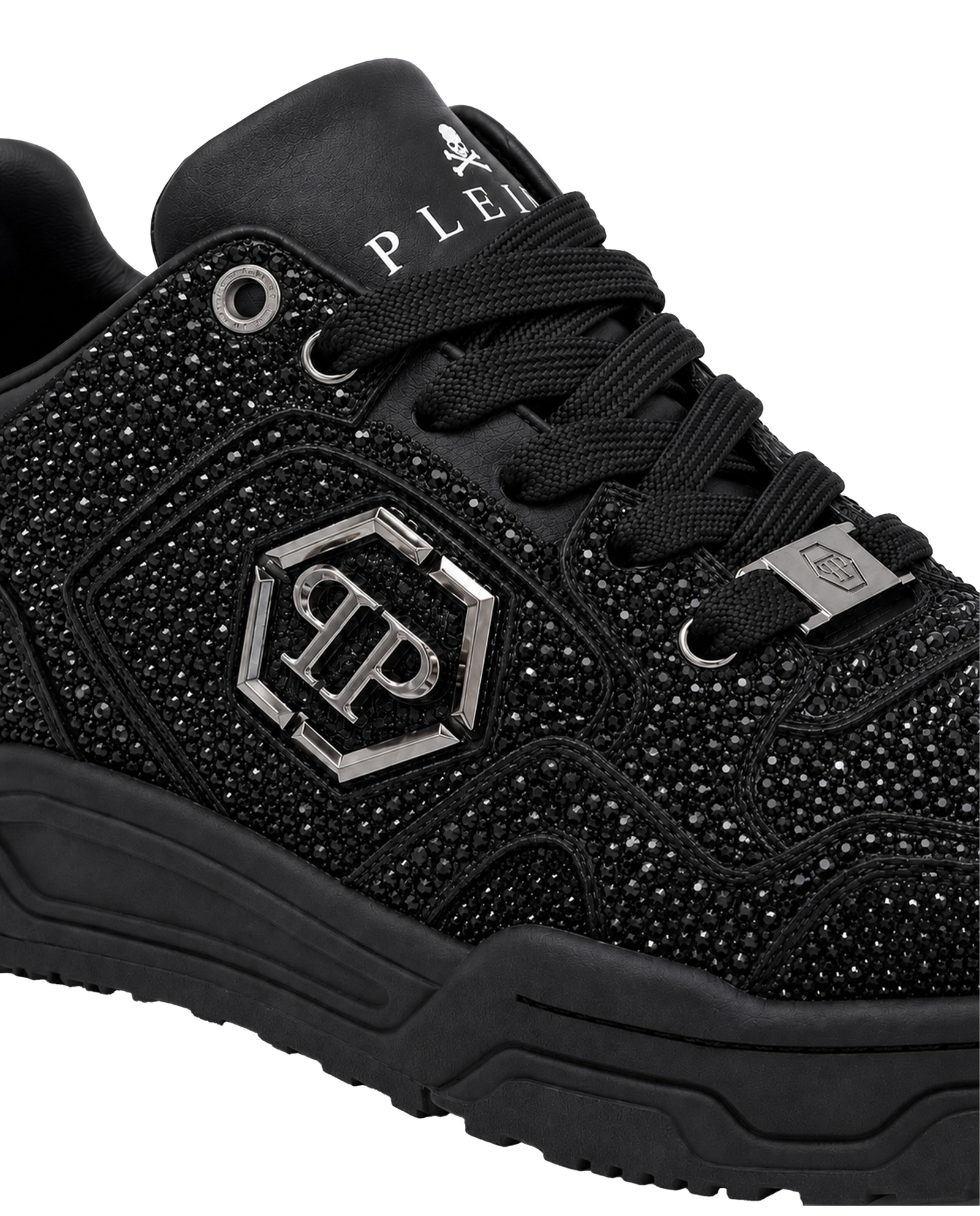 Czarne sneakersy Predator V2 Strass - Image #2