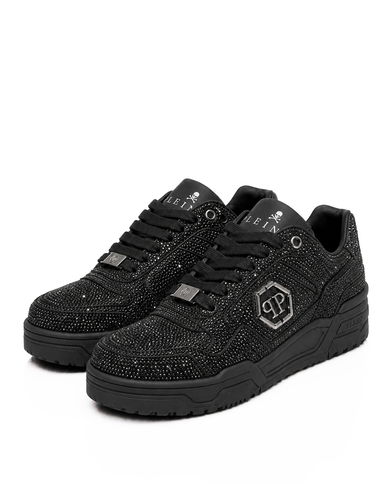 Czarne sneakersy Predator V2 Strass - Image #3