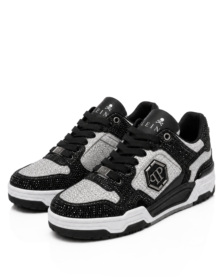 Czarno-białe sneakersy Predator V2 Strass - Image #3