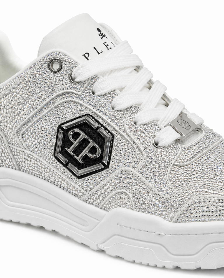Srebrne sneakersy Predator V2 Strass - Image #2