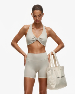 Kremowy crop top z drapowaniem - Image #1