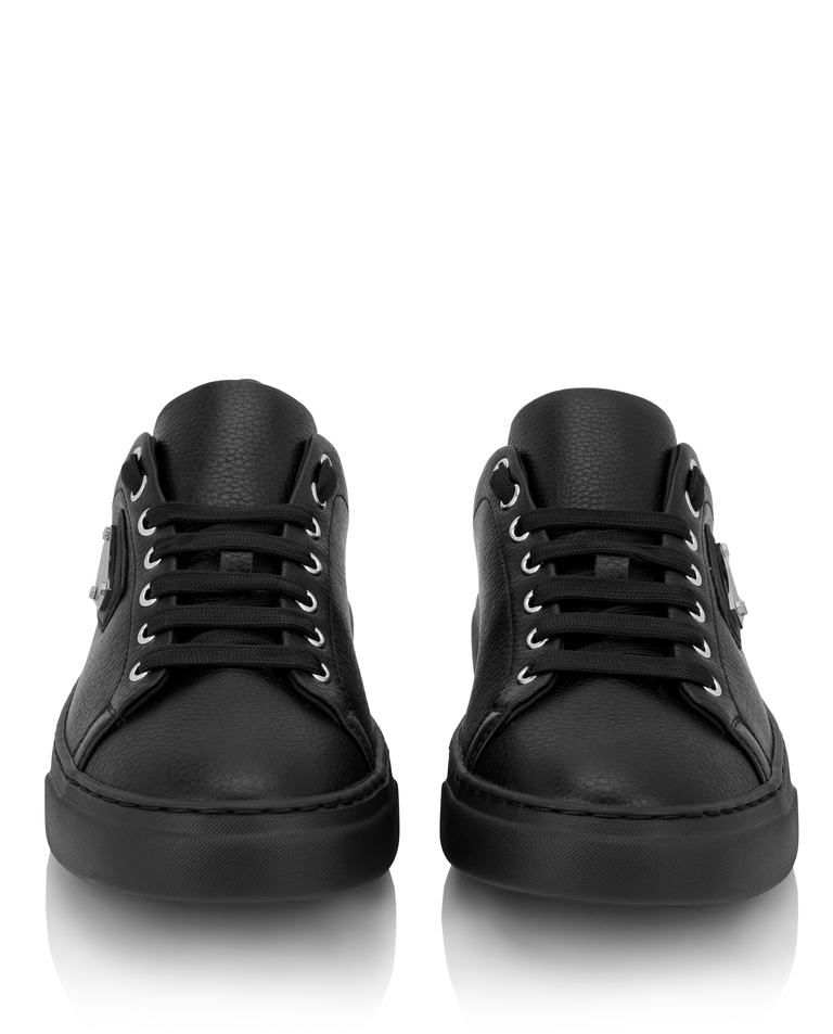 Czarne skórzane sneakersy Iconic - Image #4