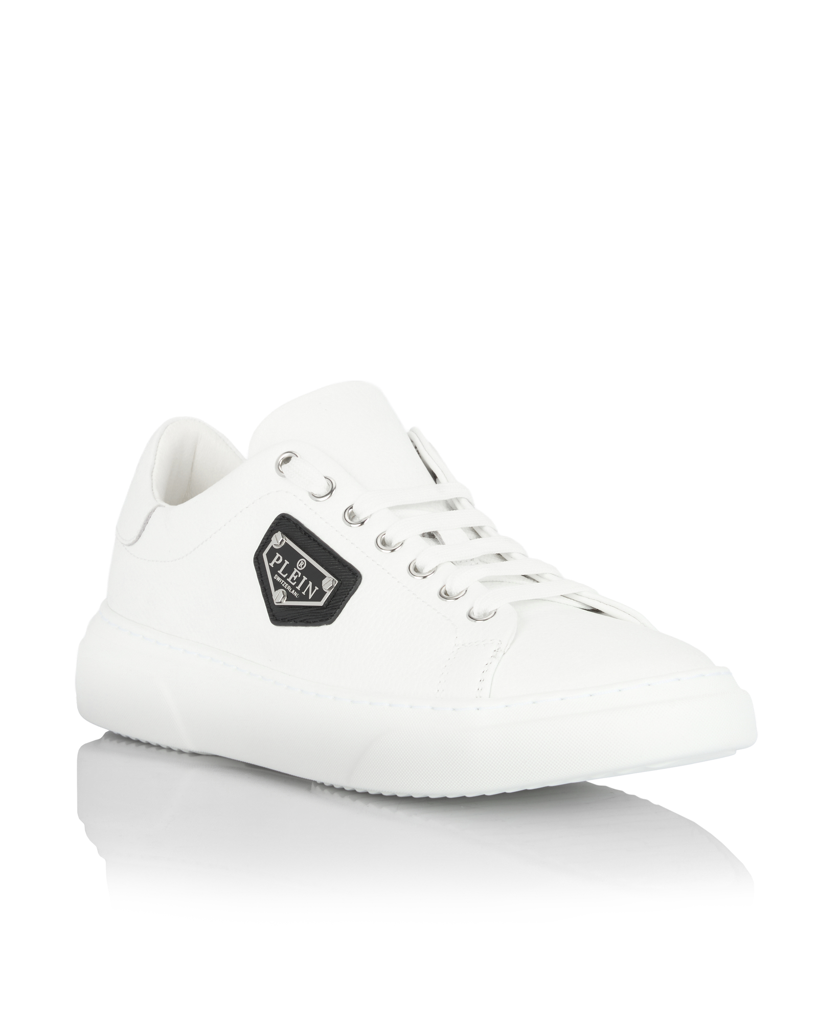 Białe sneakersy Iconic - Image #1