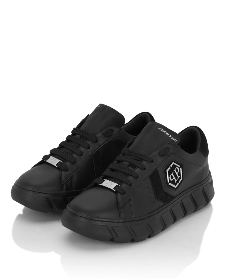 Czarne sneakersy Hexagon Force - Image #2