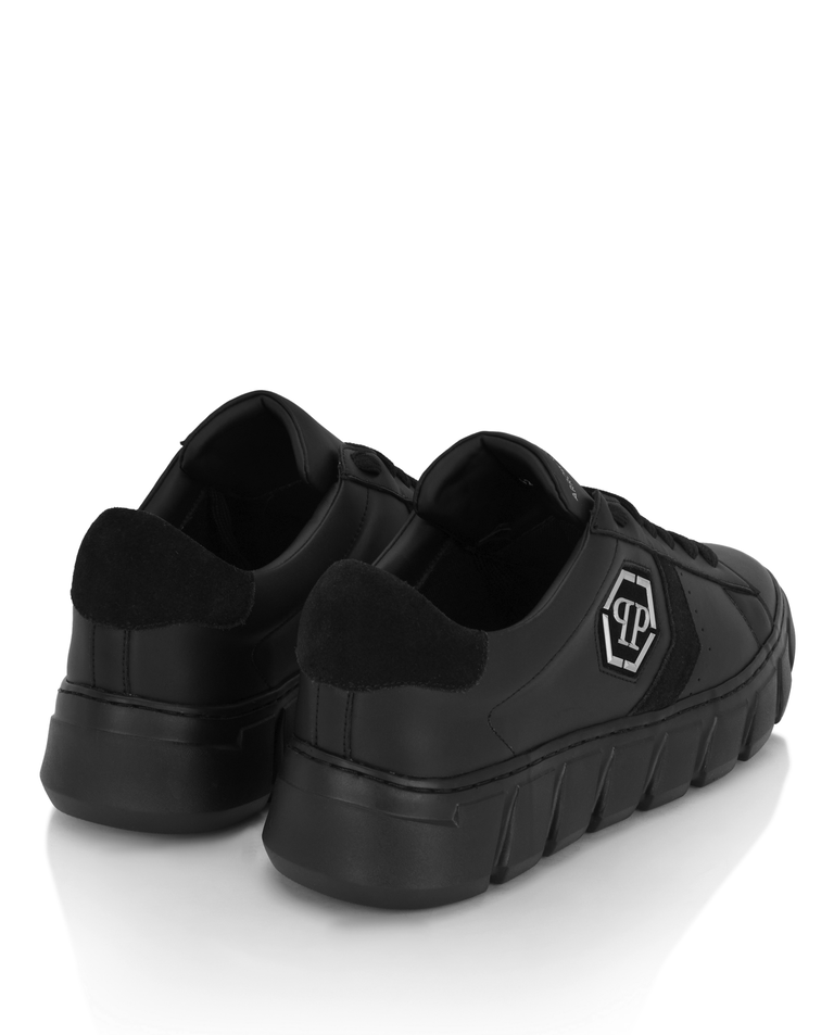 Czarne sneakersy Hexagon Force - Image #3