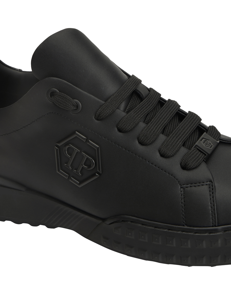 Czarne skórzane sneakersy Low-Top Hexagon - Image #6