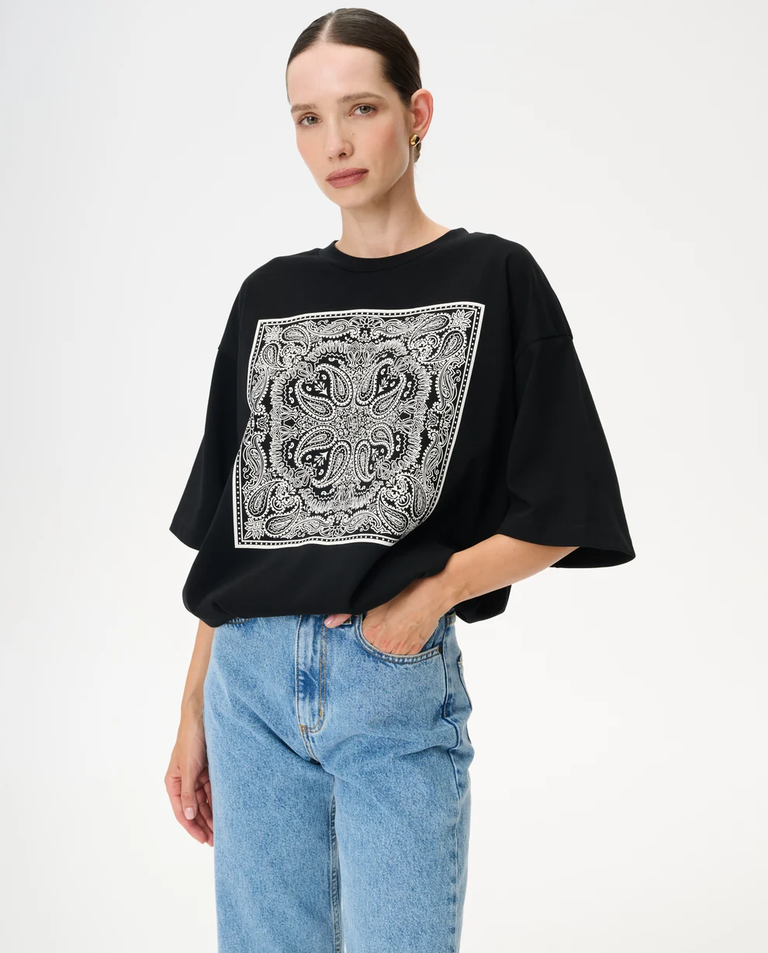 Czarny t-shirt z nadrukiem Weston