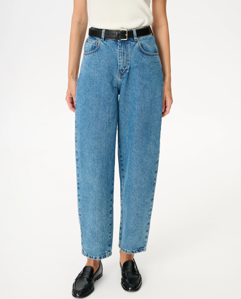 Niebieskie jeansy o kroju baggy Silo