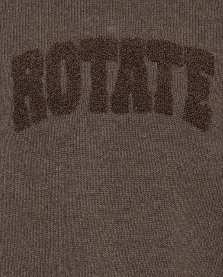 Brązowy sweter z logo - Image #4