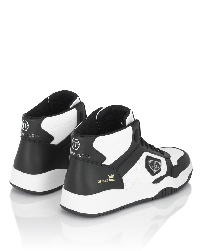 Biało-czarne sneakersy za kostkę - Image #4