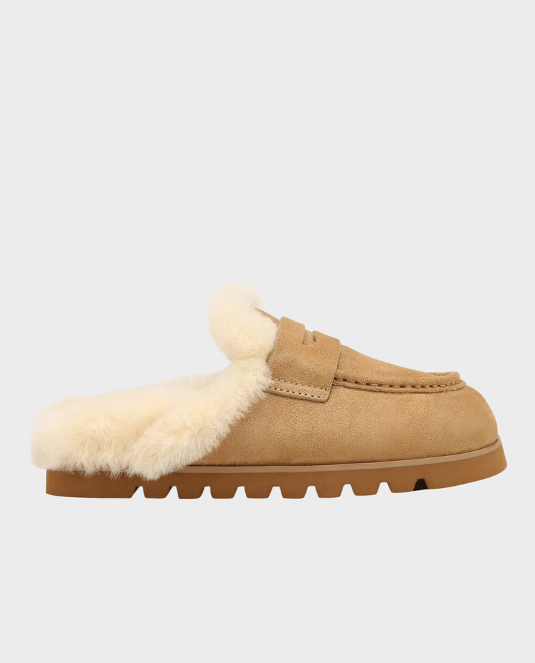 Zamszowe mule z futerkiem Corded Camel