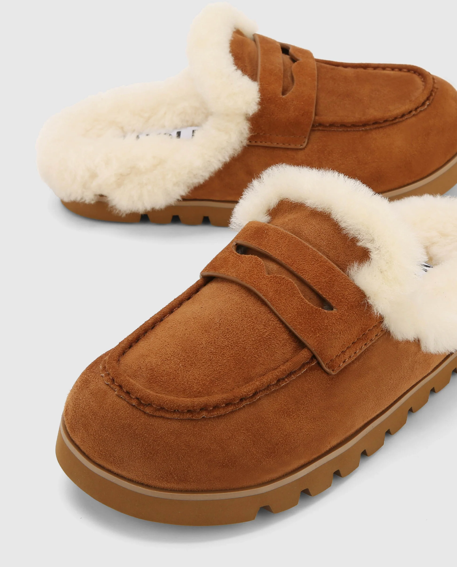 Zamszowe mule z futerkiem Cognac Camel - Image #2