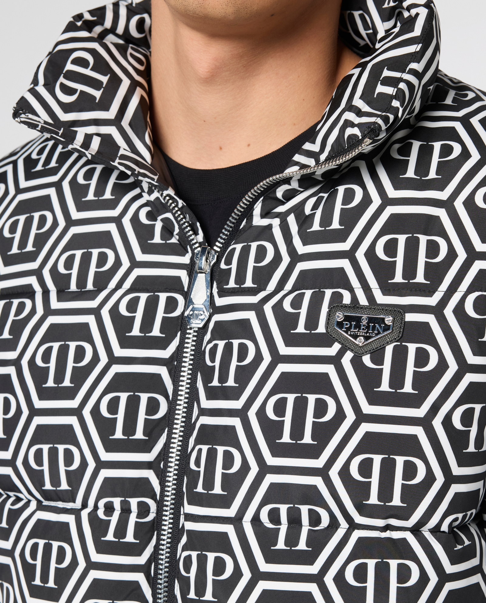 Pikowana kurtka z monogramem - Image #4