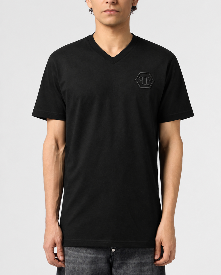 Czarny T-shirt z dekoltem V i haftowanym logo Hexagon