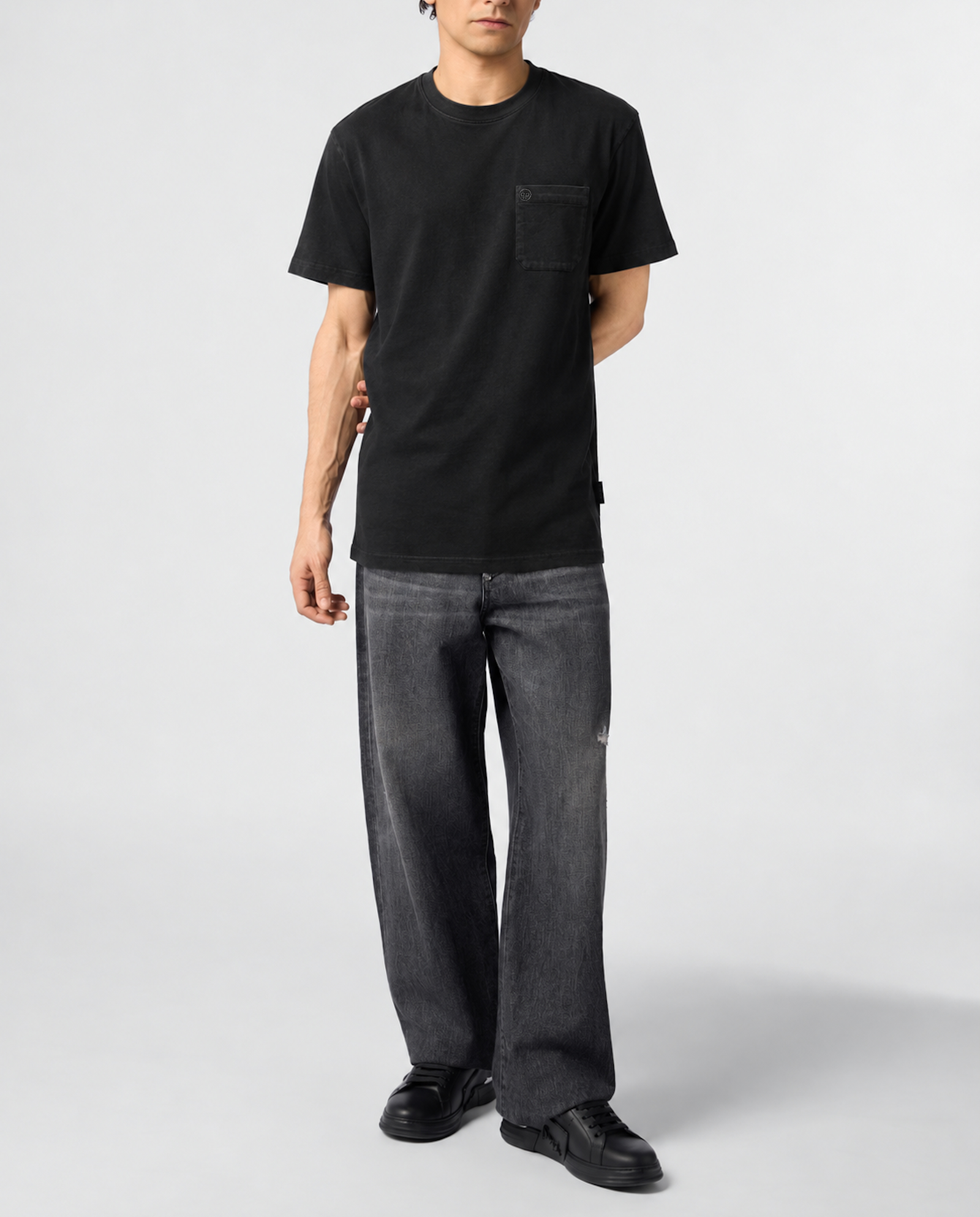 Czarny bawełniany T-shirt z kieszenią - Image #2