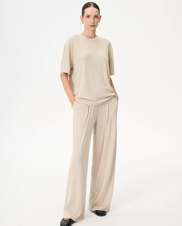 Beżowy t-shirt z wiskozy Colin