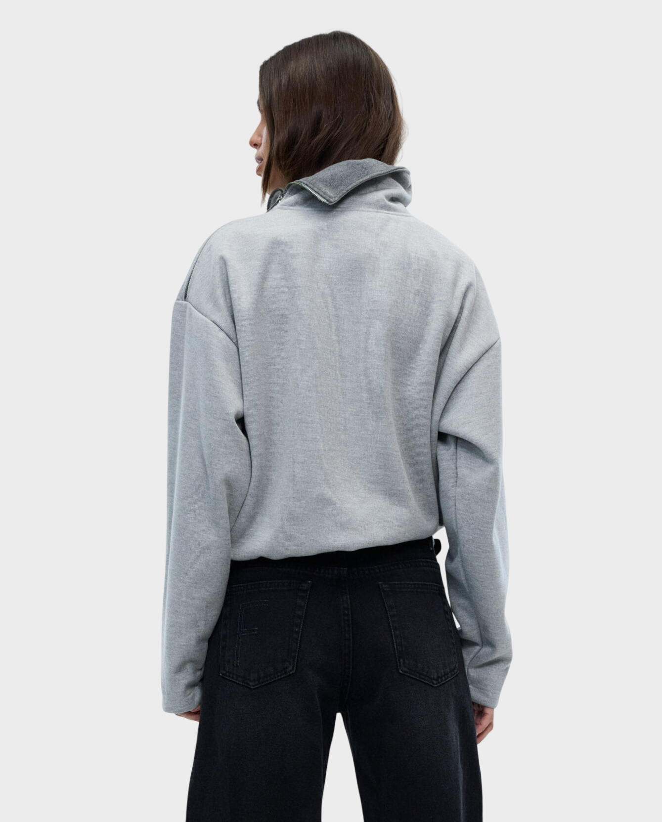 Szara bluza z wysokim kołnierzem Mila - Image #3