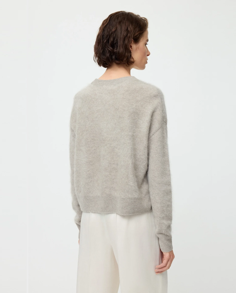 Kaszmirowy sweter w romby - Image #3
