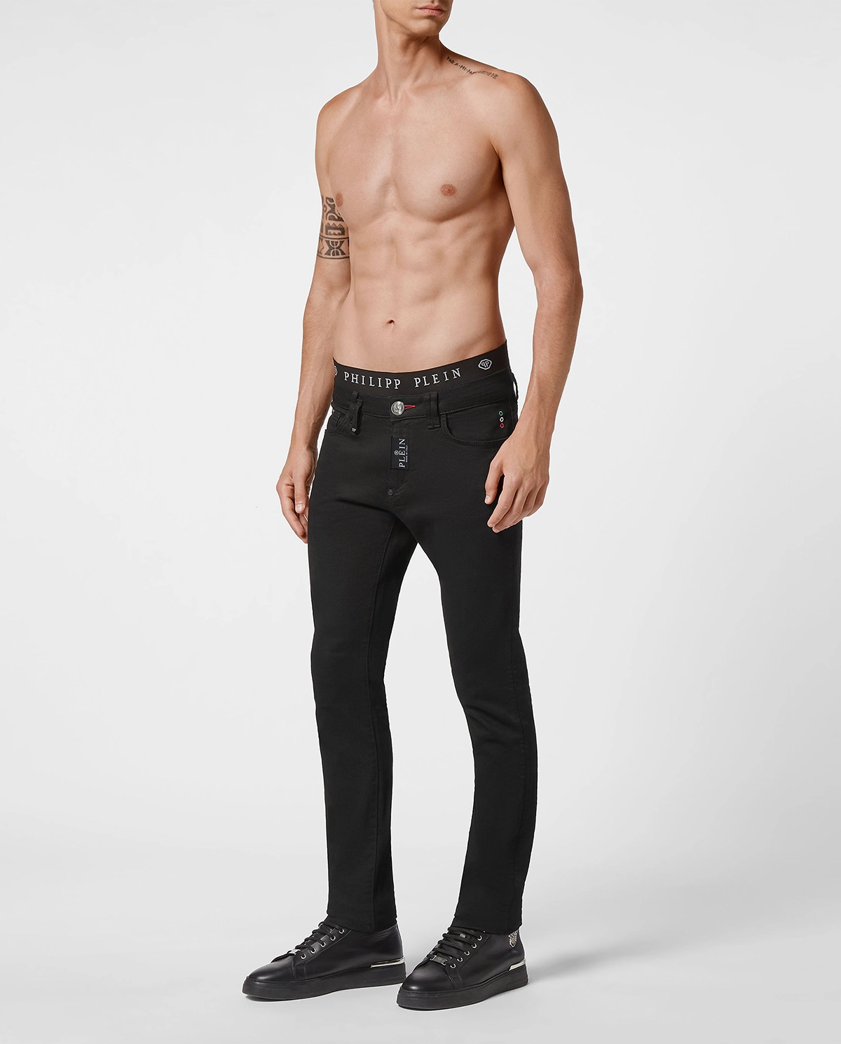 Czarne jeansy z naszywką Slim Fit - Image #1