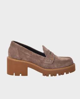 Beżowe zamszowe loafersy na wysokiej podeszwie - Image #0