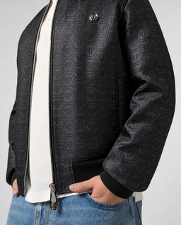 Czarna kurtka typu bomber z monogramem - Image #4