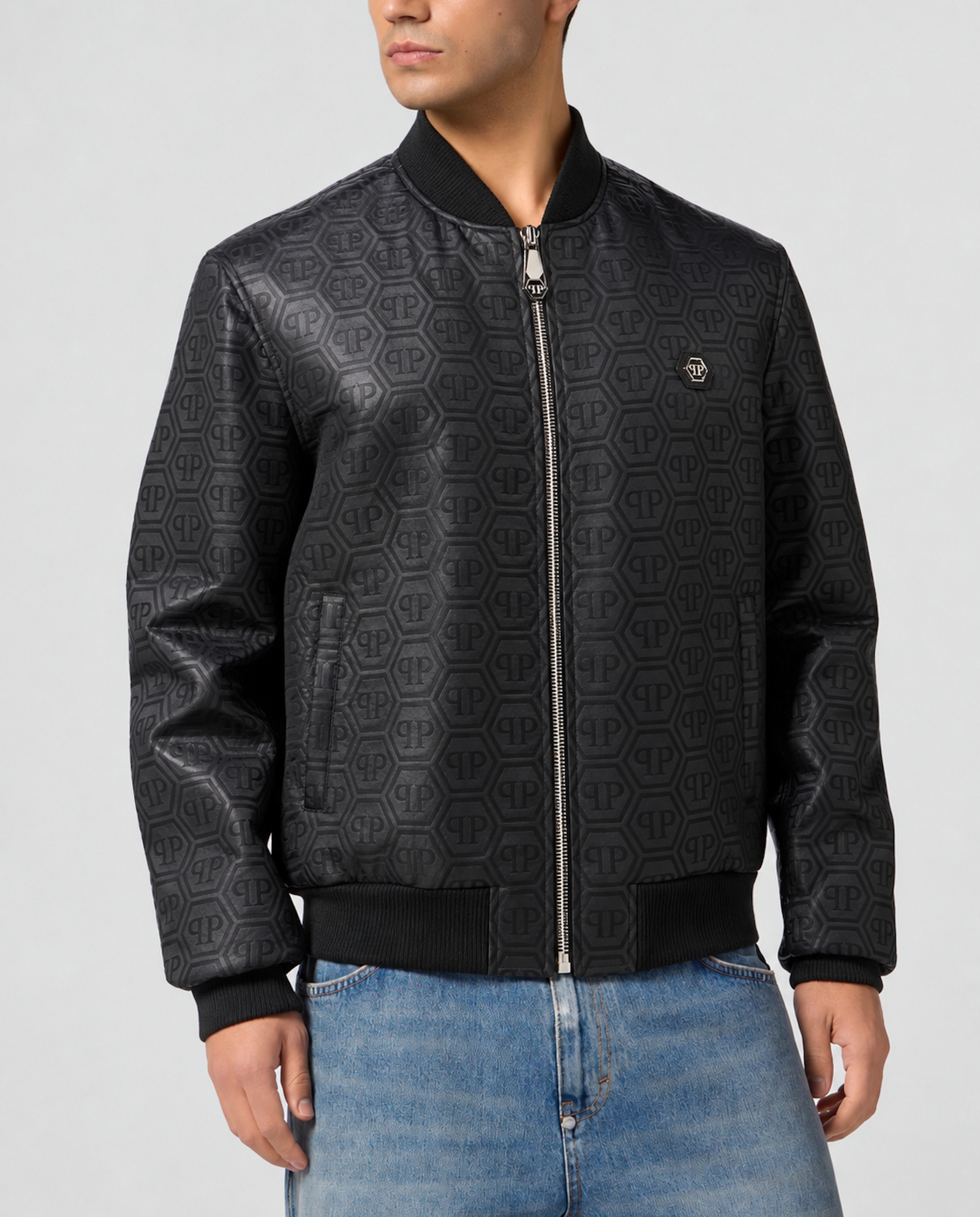 Czarna kurtka typu bomber z monogramem - Image #1