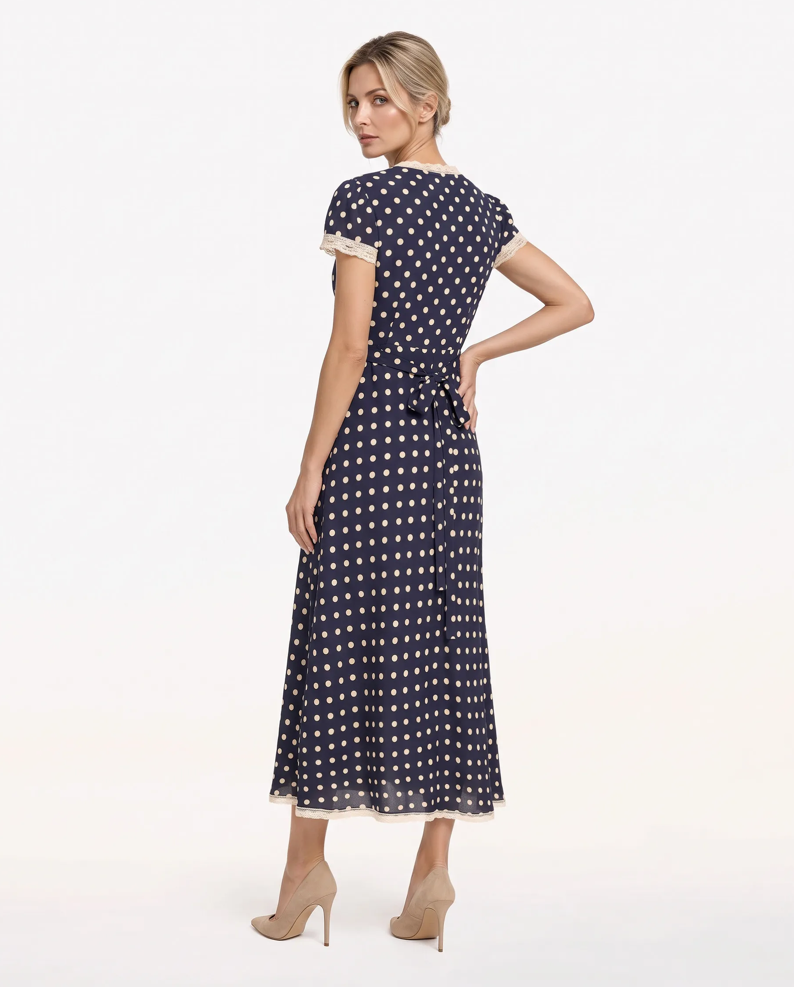 Niebieska sukienka w groszki Polka - Image #3