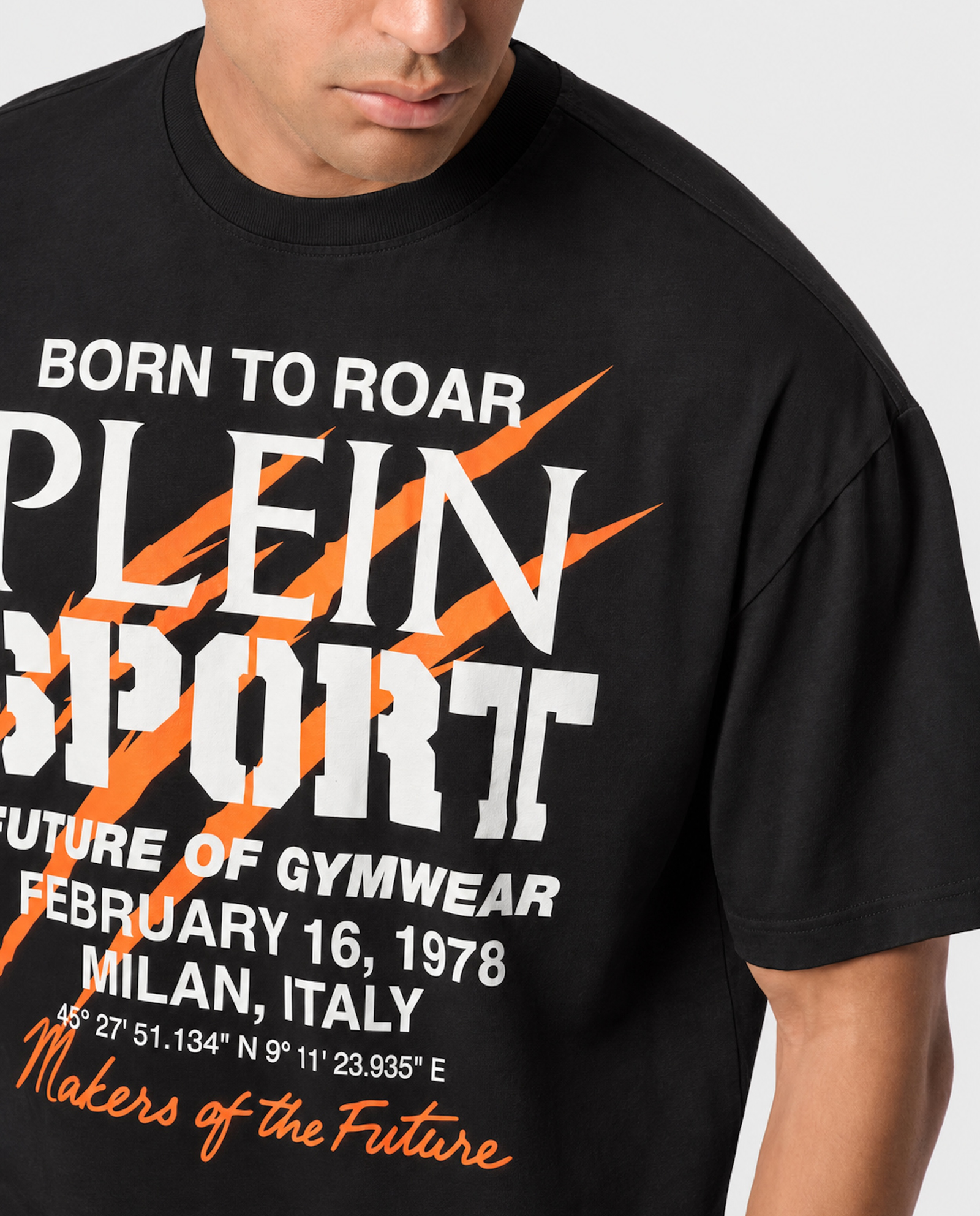 Czarny t-shirt z napisem - Image #4