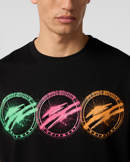 Czarny t-shirt z kolorowym nadrukiem - Image #4
