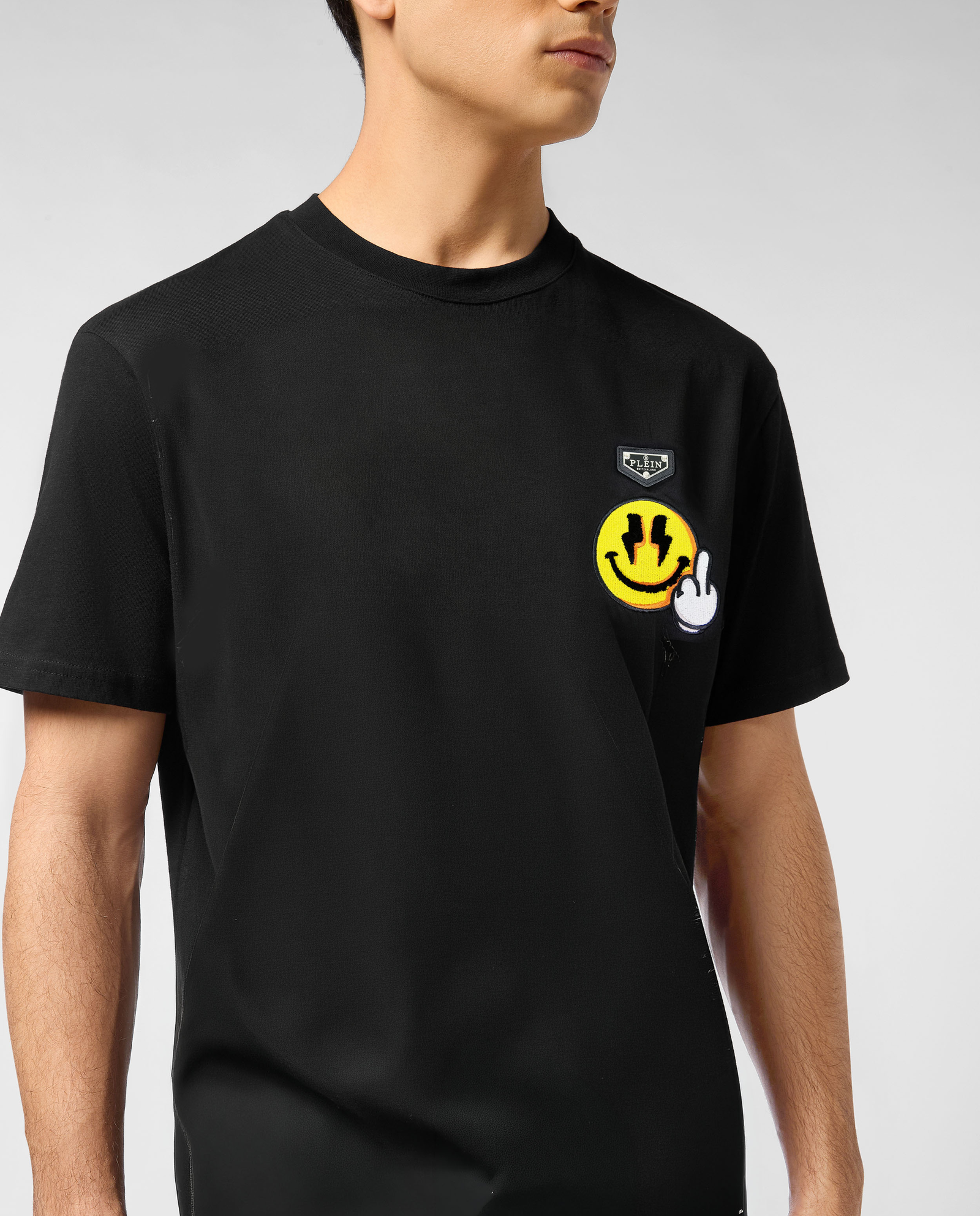 Czarny t-shirt z grafiką - Image #4
